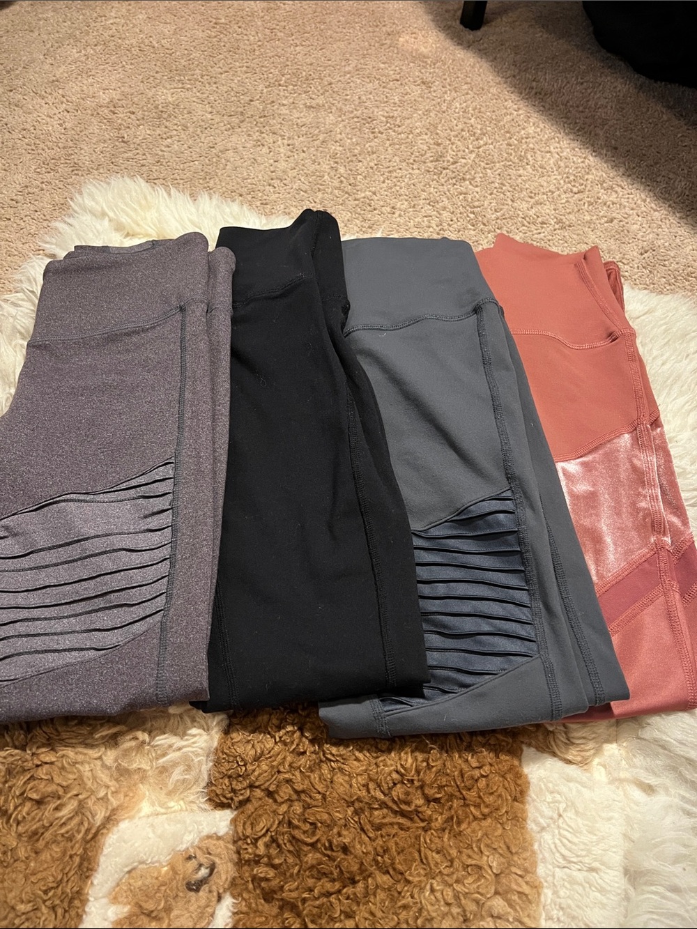 Alo Leggings  x 4